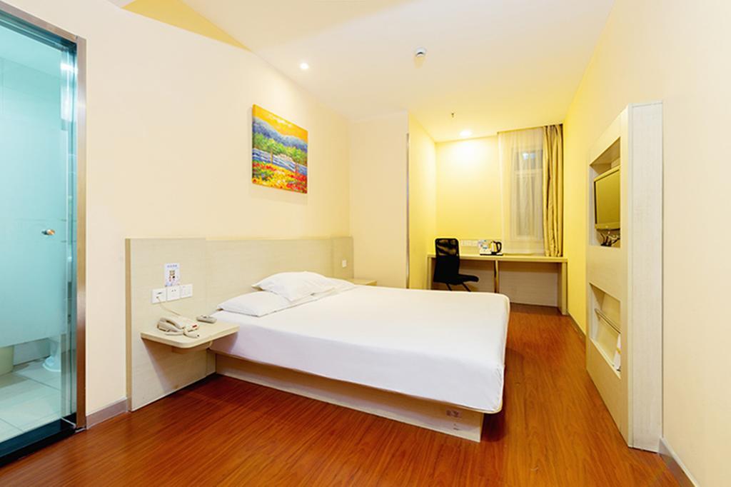 ฮั่นถิง โฮเทล เซี่ยงไฮ้ วัดจิงอัน Hotel ภายนอก รูปภาพ