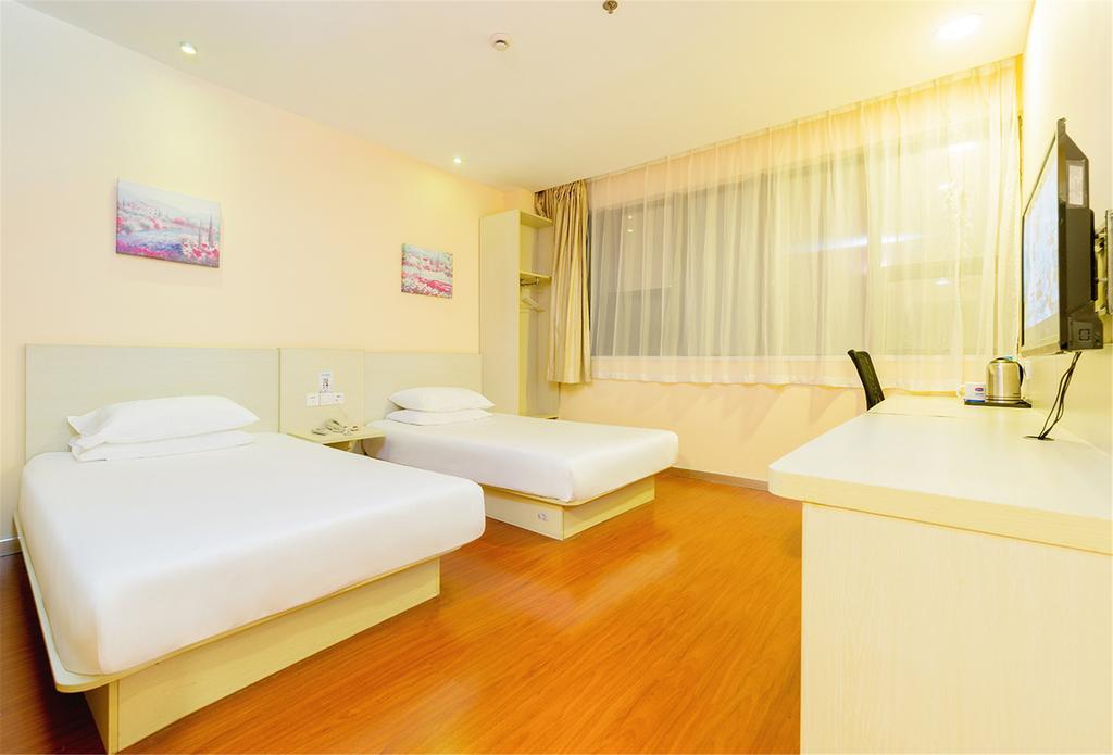 ฮั่นถิง โฮเทล เซี่ยงไฮ้ วัดจิงอัน Hotel ภายนอก รูปภาพ